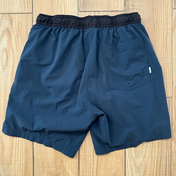 Vuori Mens Kore Short 7” in Indigo Blue Sz. SMALL - Picture 5 of 7